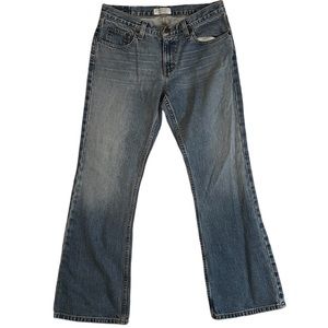 American Eagle Outfitters Favorite Fit Denim Blue Jeans (Petite 6)